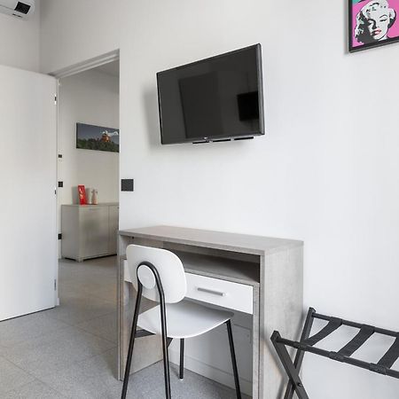 Capo Di Lucca White Apartments By Wonderful Italy Bologna Bagian luar foto
