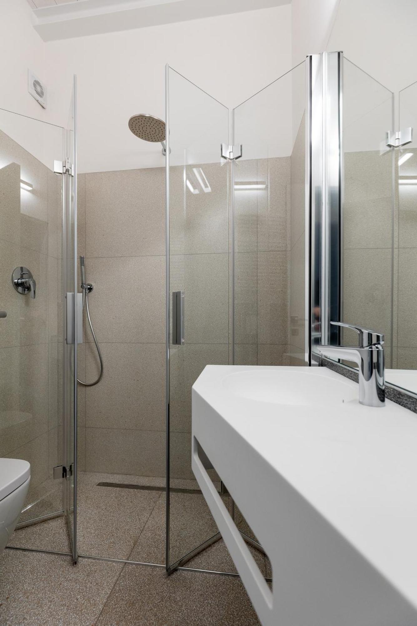 Capo Di Lucca White Apartments By Wonderful Italy Bologna Bagian luar foto