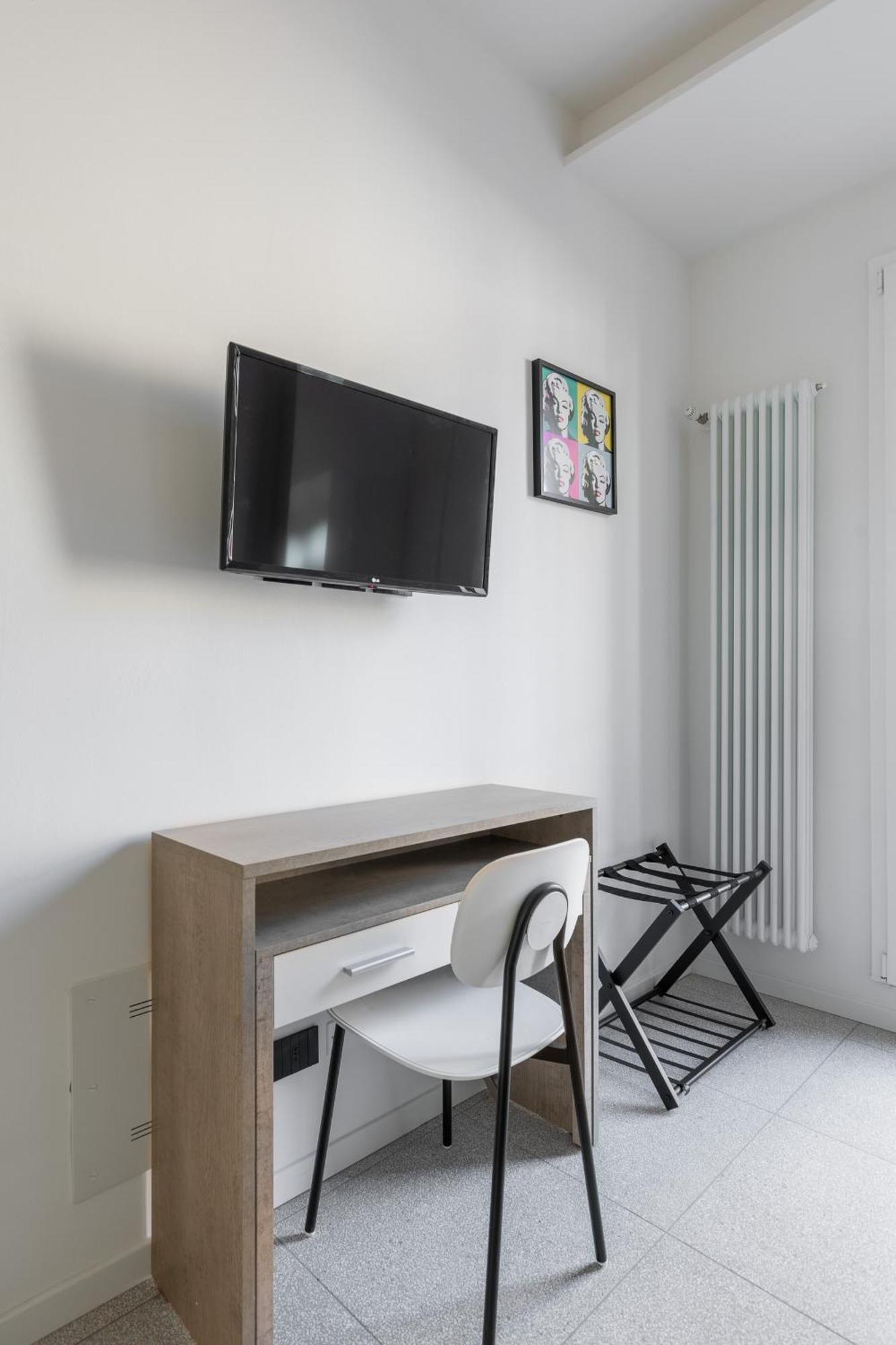 Capo Di Lucca White Apartments By Wonderful Italy Bologna Bagian luar foto