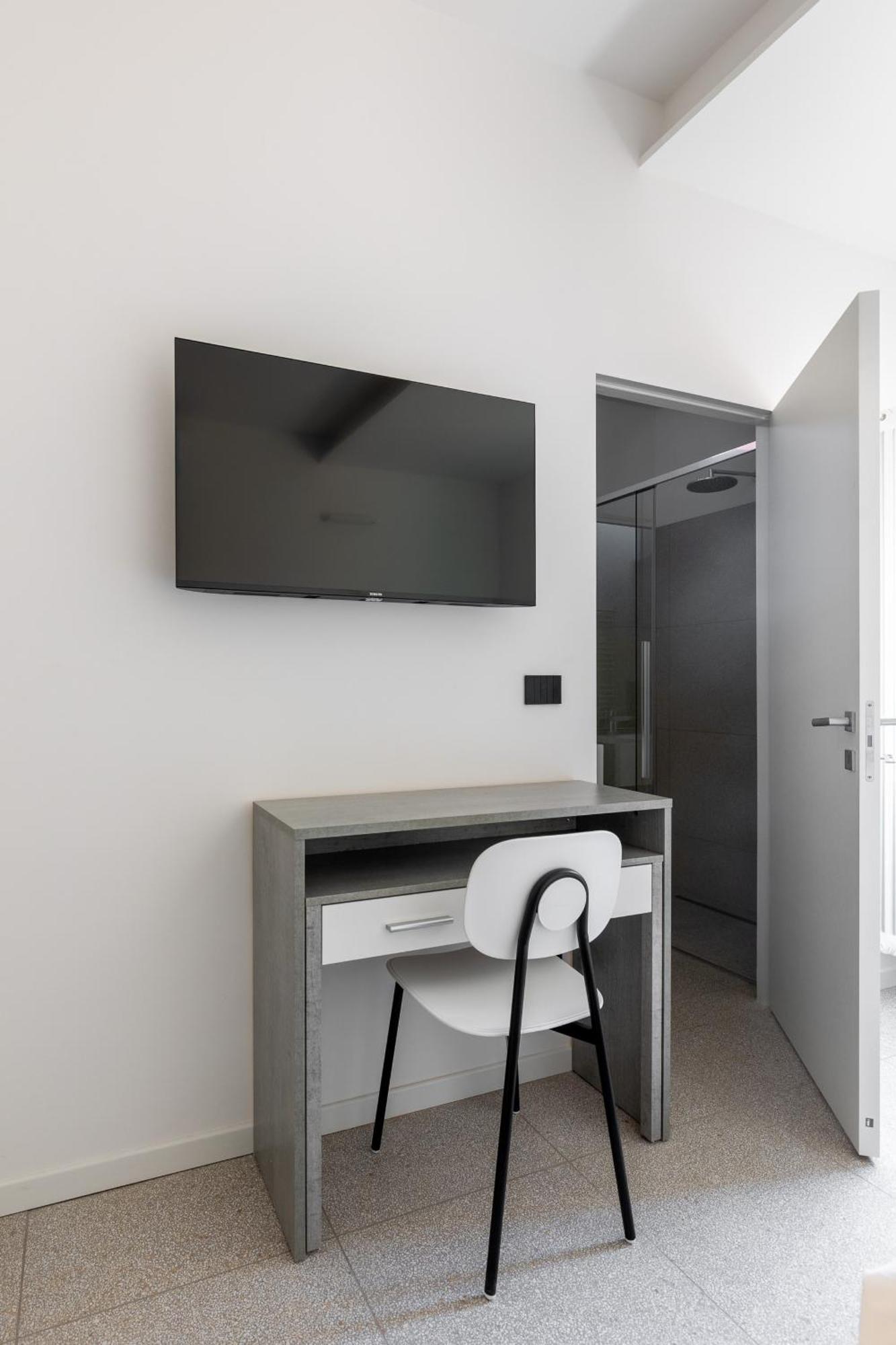Capo Di Lucca White Apartments By Wonderful Italy Bologna Bagian luar foto
