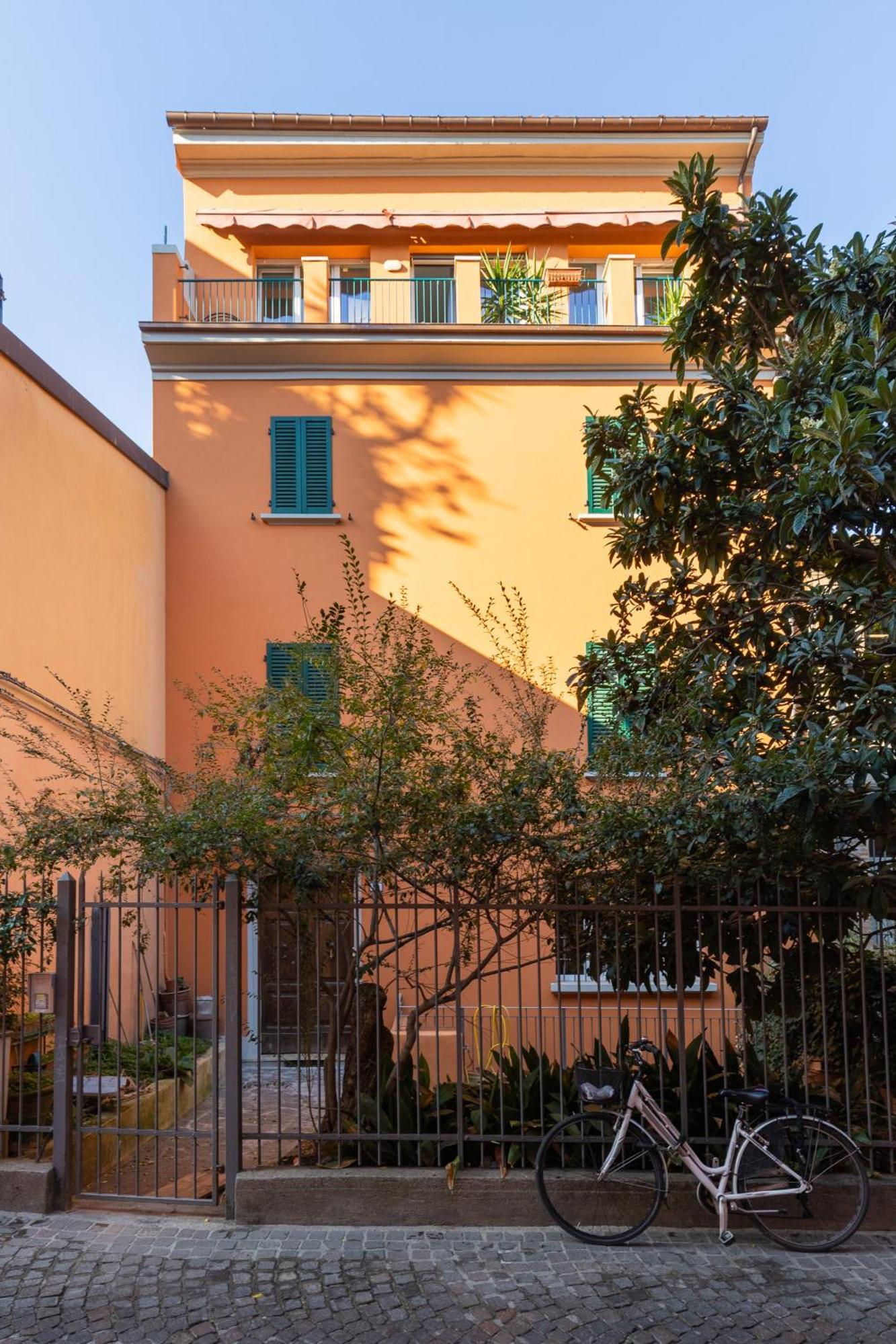Capo Di Lucca White Apartments By Wonderful Italy Bologna Bagian luar foto